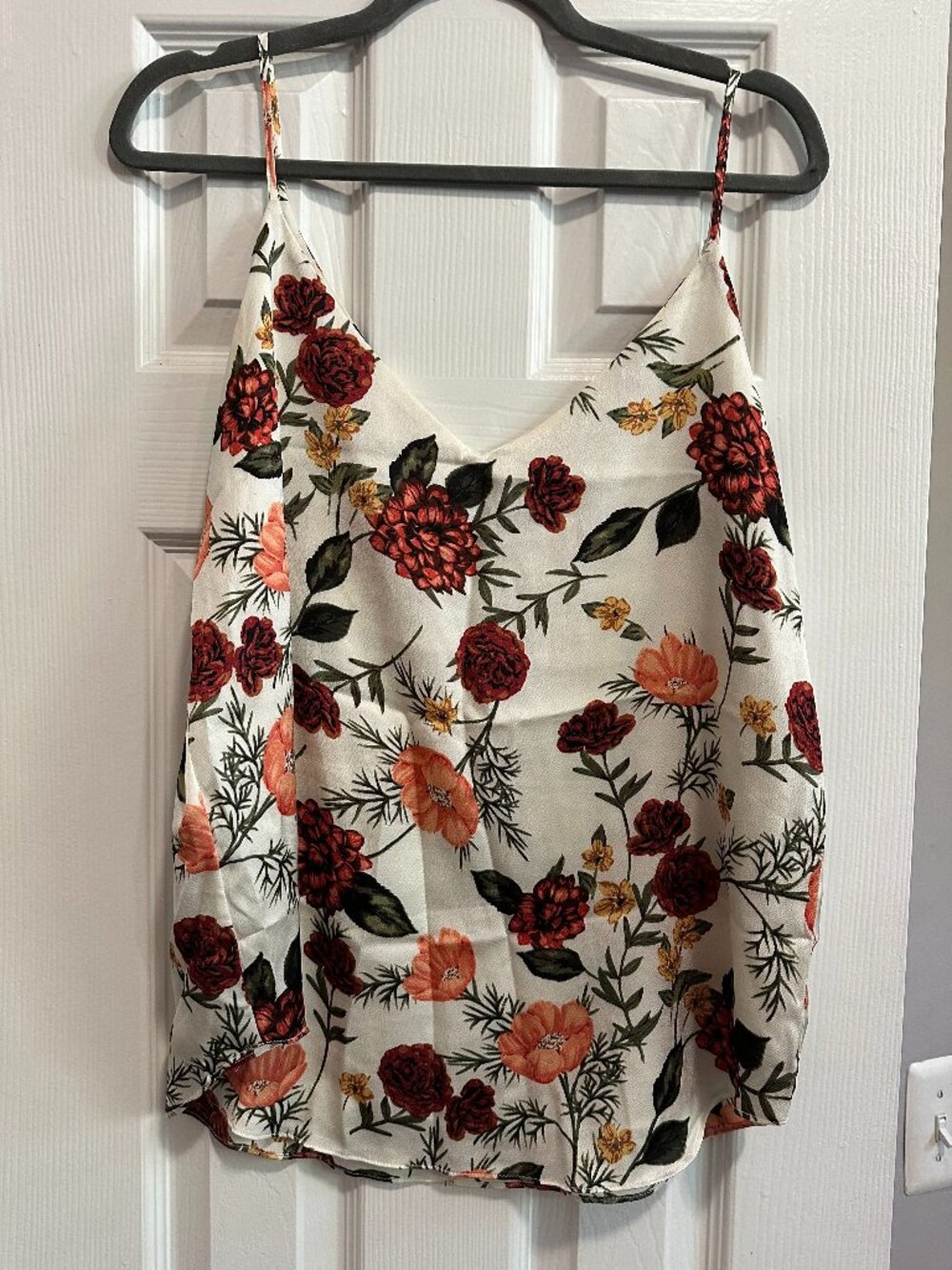Tahari Floral V-Neck Cami Tank Top - Cream & Red